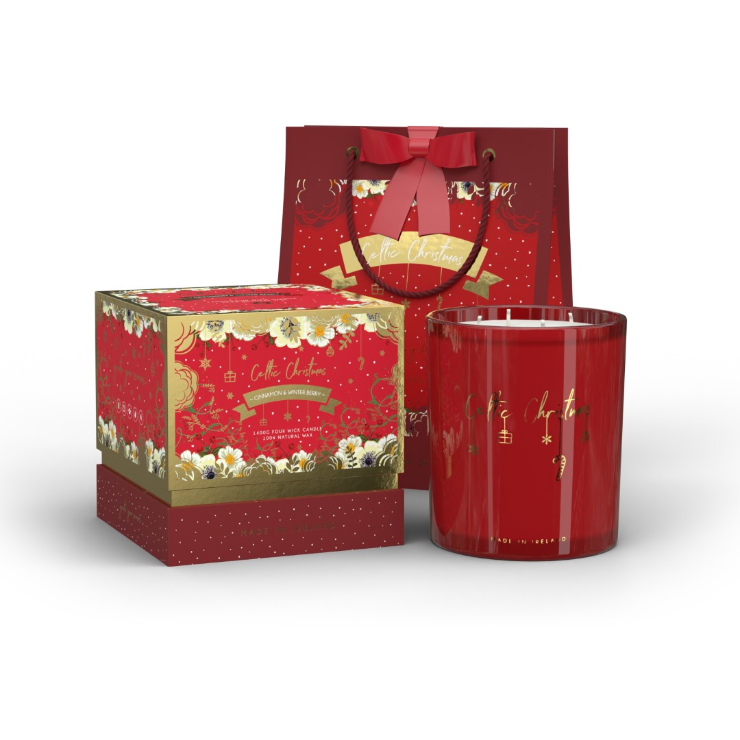 Cinnamon & Winter Berries 4 wick candle